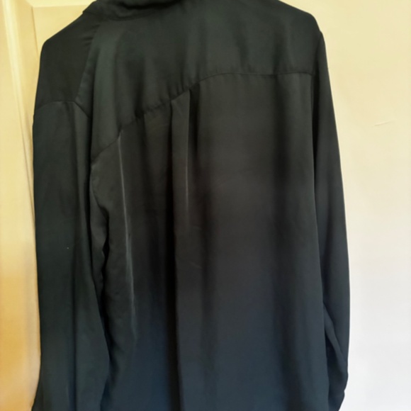 H&M Satin Button Up Emerald Green - Picture 3 of 3